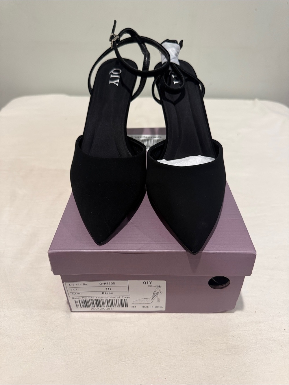 Brand New QIY Black Pointed Toe Ankle Strap Pumps